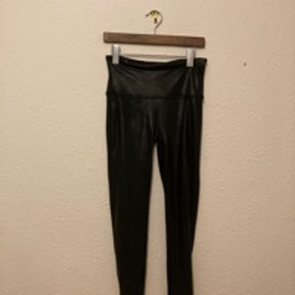 Spanx Faux Leather Leggings Large